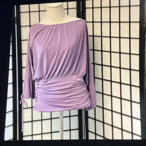 Tops - Lilac Ruched Waist Batwing Sleeve Top